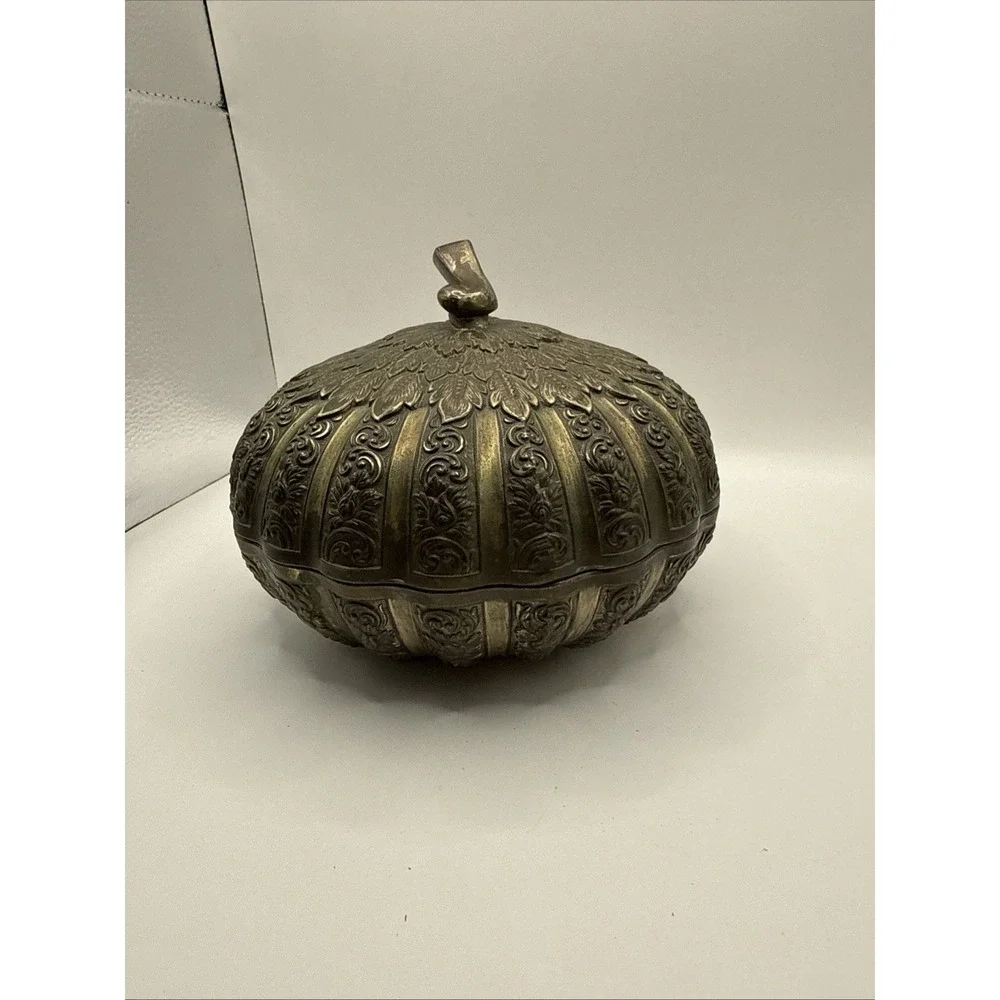 AUTUMN PUMPKIN TRINKET BOX CANDY DISH HIGHLANDS SILVER PLATE NON TARNISH VINTAGE